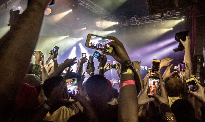 Artists to Fans: Put Your Phone Away!