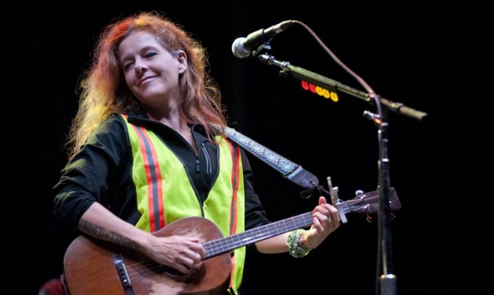 Hear Neko Case Preview New LP ‘Hell-On’ With Smoldering Title Song