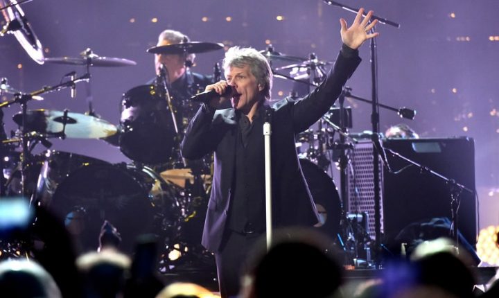 Bon Jovi Reunite With Richie Sambora, Alec John Such for Rock Hall Performance