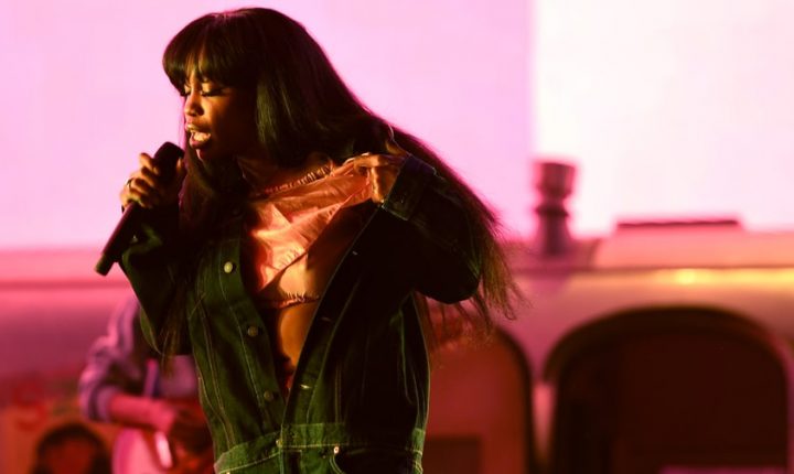 SZA Returns to Tour Despite Vocal Damage: ‘My Priorities Are F–ked Up’
