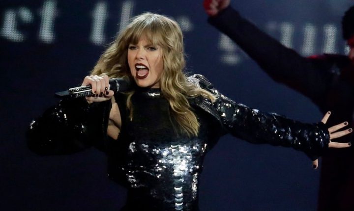 See Taylor Swift Perform ‘Shake It Off’ With Camila Cabello, Charli XCX