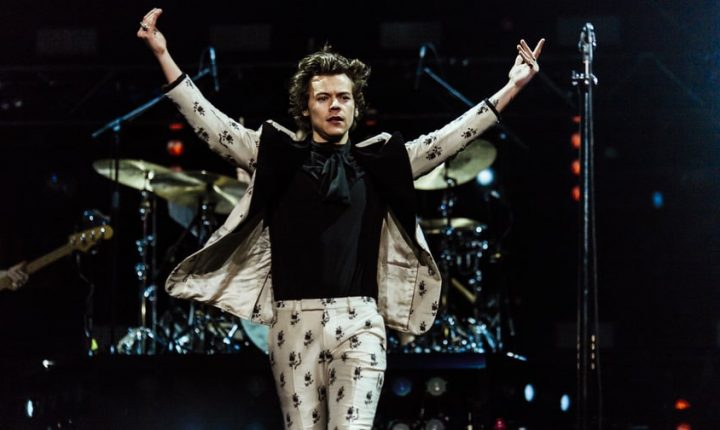 Harry Styles Brings Rock-Star Swagger, Pop Joy to Madison Square Garden