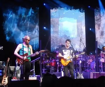 Watch Bon Iver’s Justin Vernon Join Dead & Company in Wisconsin
